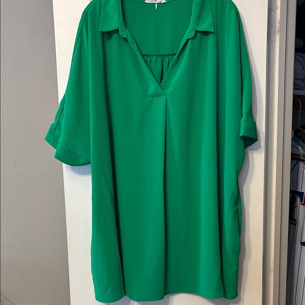 Green Polo Collar Short Sleeve Blouse